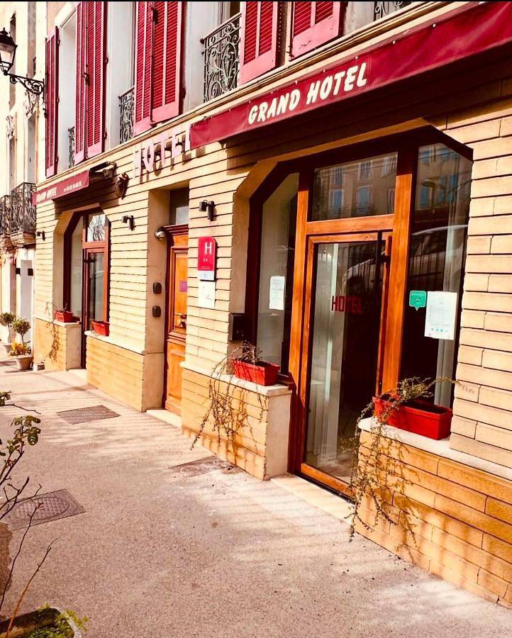 Le Grand Hotel in Forcalquier, Parc naturel régional du Luberon