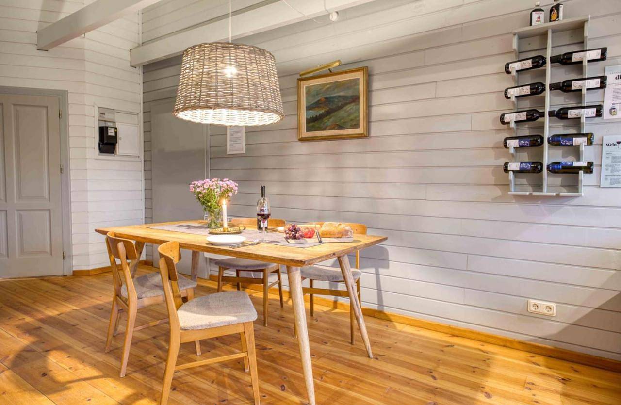 Traumhaff - Sea Hideaway Ostsee Region - privates Nordicspa, Kamin, Kunst, Hund 300m zum Strand in Rieth am See, Luckow