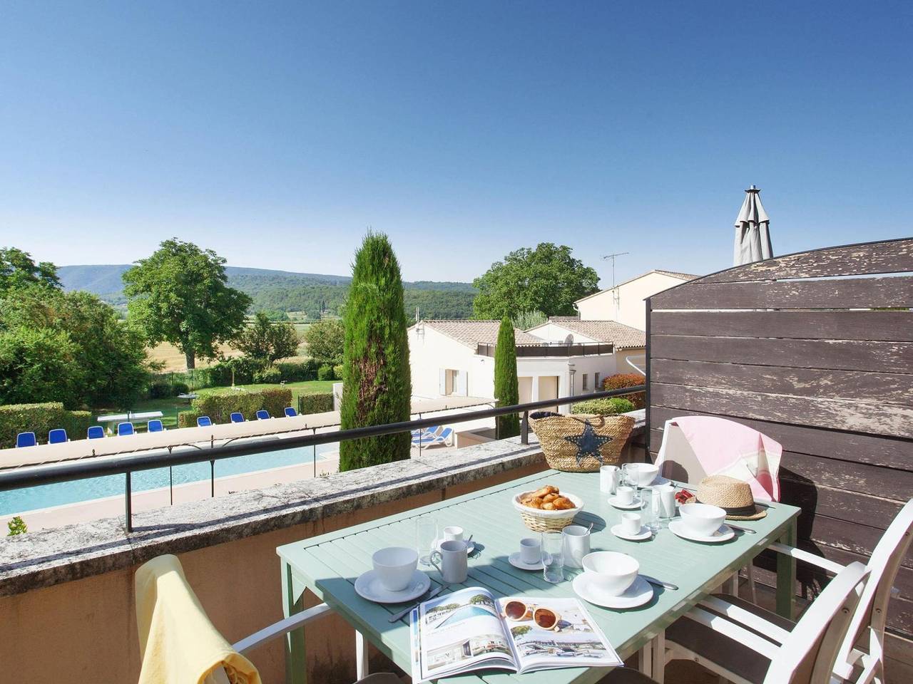 Appartement entier, Comfortable apartment with air conditioning in the Luberon in Bonnieux, Parc naturel régional du Luberon