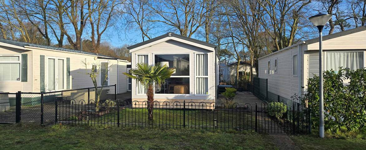 Ferienhaus für 4 Personen, mit Pool und Garten sowie Terrasse in Den Haag