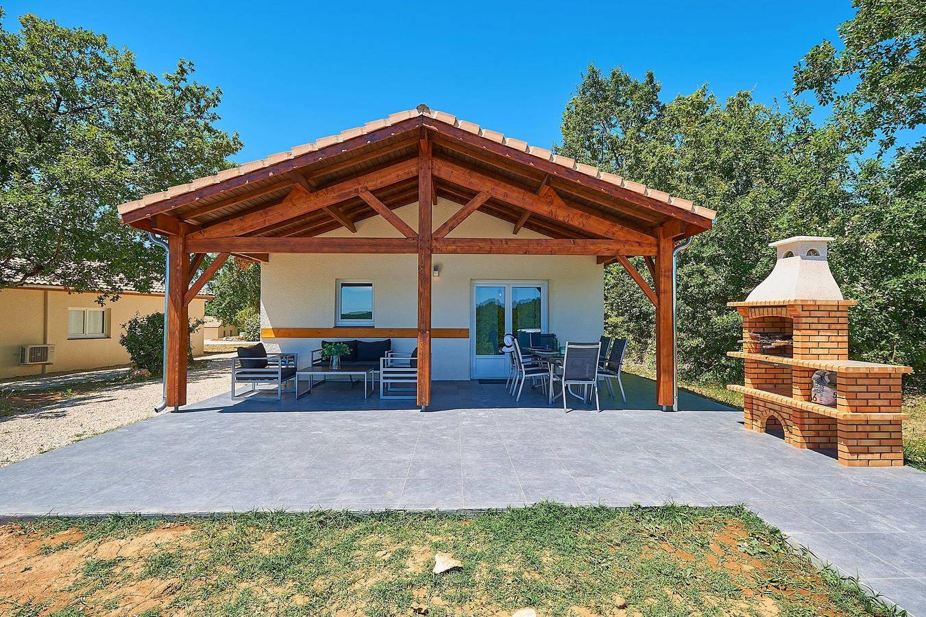 Village des Cigales — Libelle 4-6p. dalzicht in Mauroux, Lot