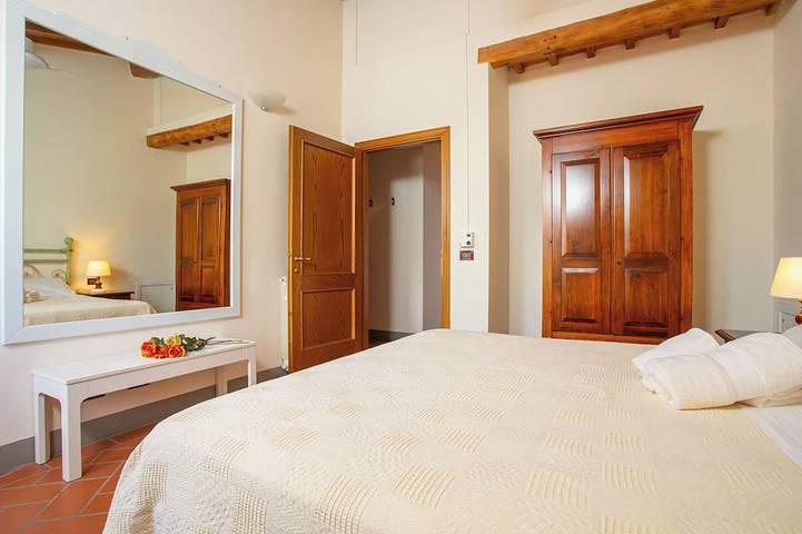 Ferienwohnung für 3 Personen, mit Terrasse und Pool - 1