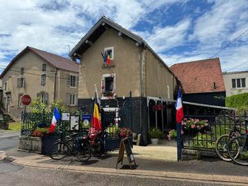 Chambre d’hôte pour 2 personnes, avec terrasse à Melay