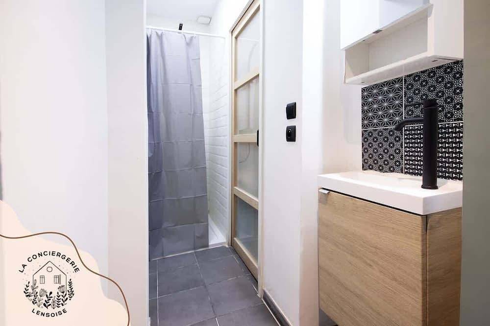 Appartement entier, Ready Player, jeux, wifi, proche Bollaert, 2 pers in Lens, Région de Lens