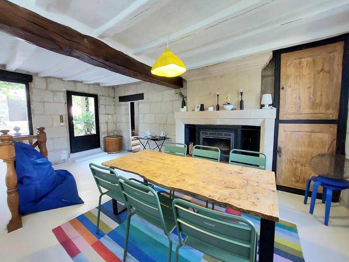 Location de vacances pour 8 personnes, avec jardin et terrasse à Turquant