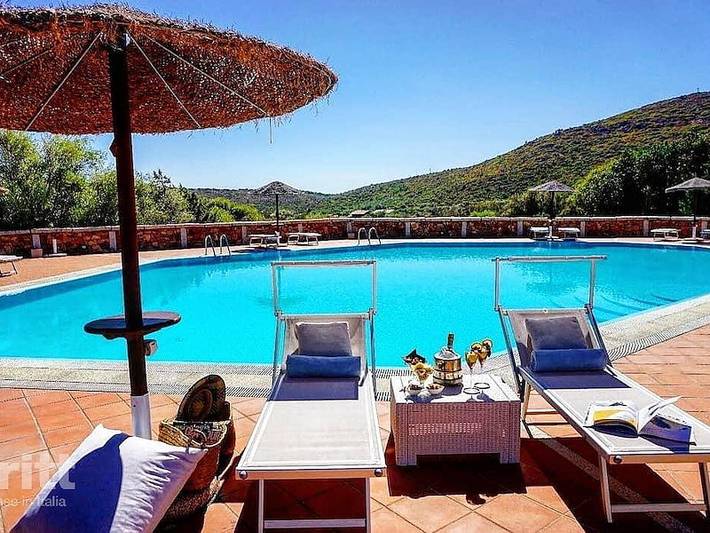 Casa sulla spiaggia per 4 persone, con terrazza e balcone/terrazza in Sardegna