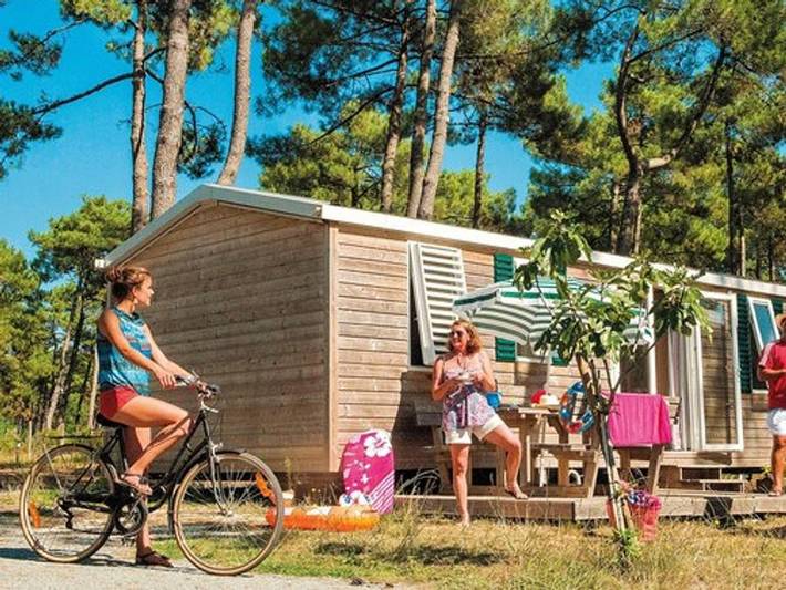 Camping für 6 Personen, mit Kinderpool und Sauna in Vendays-Montalivet