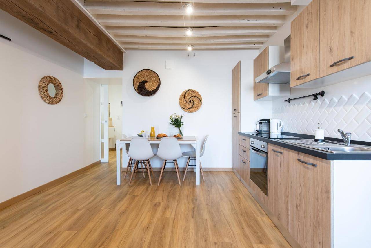Appartement entier, One-Bedroom Apartment in Roanne, Région de Roanne