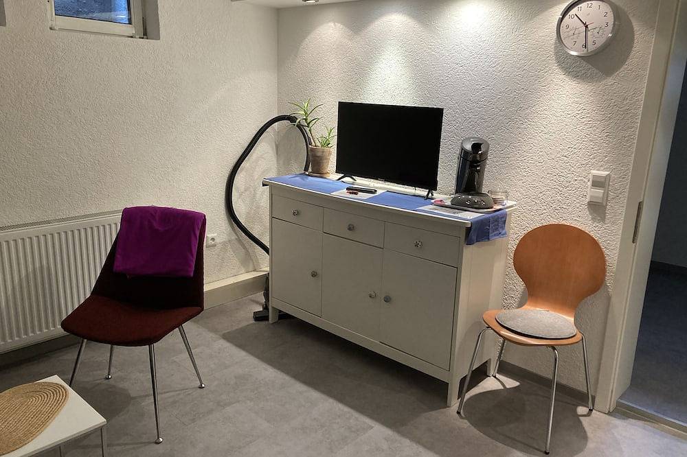 Ganze Wohnung, 30qm Unterkunft in 73230 Kirchheim Teck (max. 2 Gäste) in Kirchheim unter Teck, Landkreis Esslingen