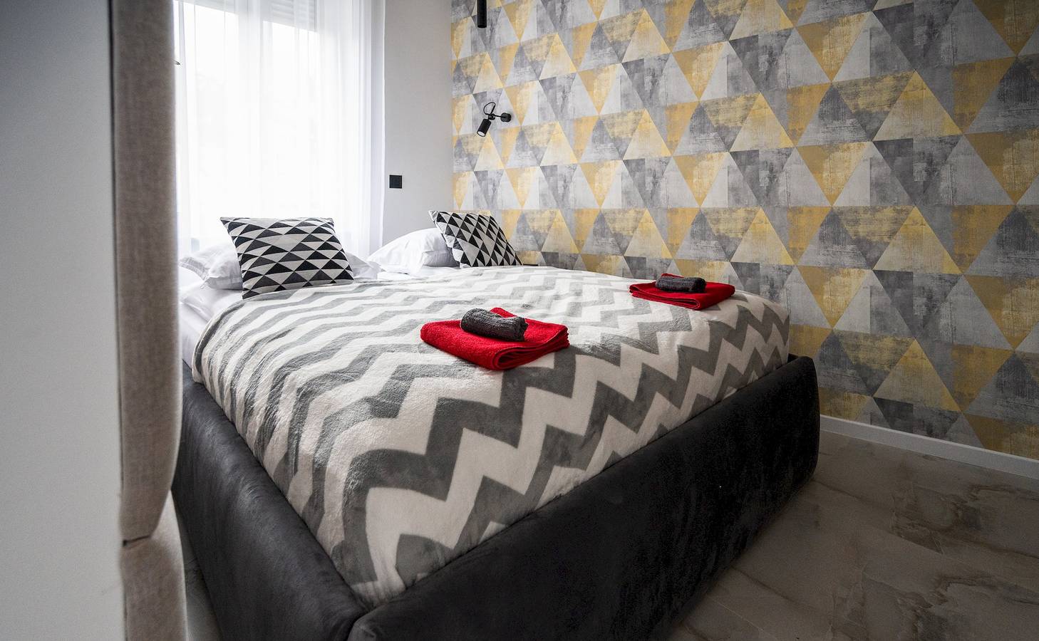 Ganze Wohnung, Design Studio near City Hall in Sarajevo, Bosnien und Herzegowina