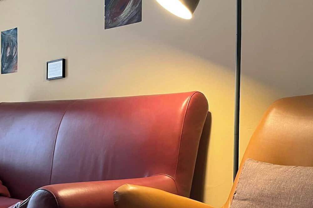 Apartamento entero, Billo house with large terrace overlooking the sea, three steps from the beach in Monfalcone, Carso