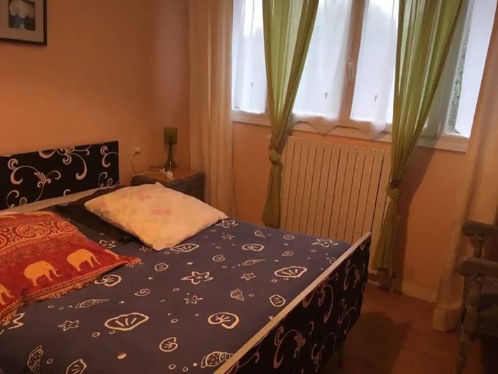 Entire apartment, Apartment 'Le Goéland' with Shared Pool, Shared Terrace and Wi-Fi in Sarzeau, Côte des Mégalithes