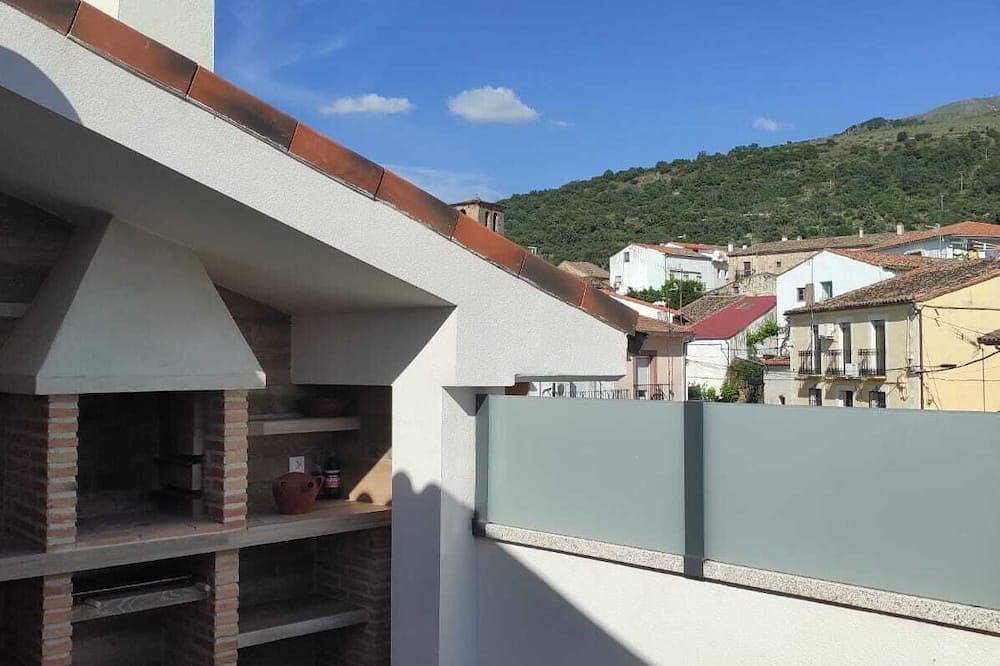Casa Rural con Chimenea Interior, Terraza con Barbacoa y Vistas a la Montaña in Villar de Plasencia, Cáceres und Umgebung