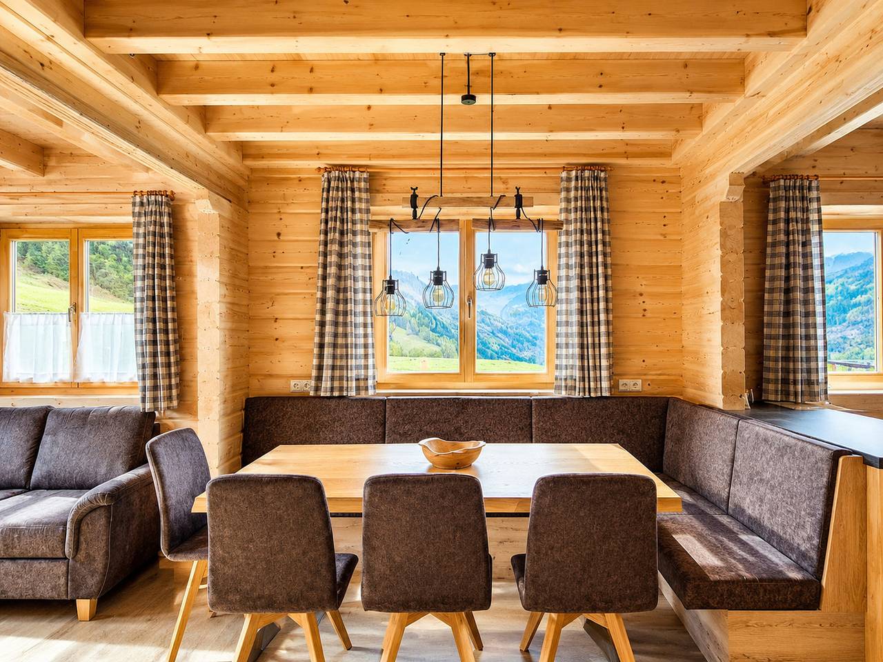 Hüttenurlaub in Rauris  traumhafte Alleinlage mitten im Skigebiet & Wandergebiet in Rauris, Ski Amadé