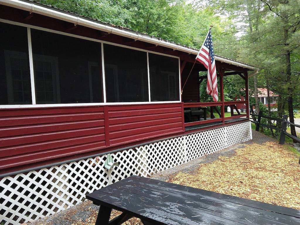 # 7 Adirondack @ Birchwood Cottages am Loon Lake. Familienfreundliche Waterfront in Adirondack Mountains