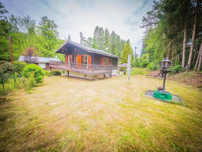 Chalet pour 4 personnes, avec Terrasse et Jardin dans Beffe