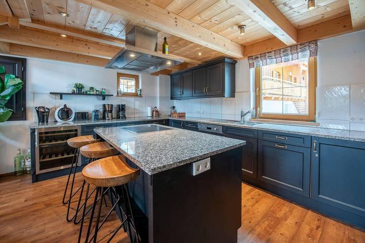 Ferienhaus für 19 Personen, mit Ausblick und Sauna sowie Garten in Krimml - 4