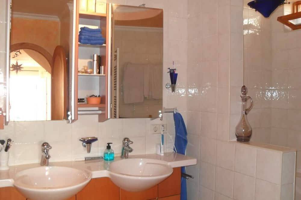 Encantadora finca con piscina y idílico jardín de palmeras con Wifi in Colònia de Sant Pere, Artà