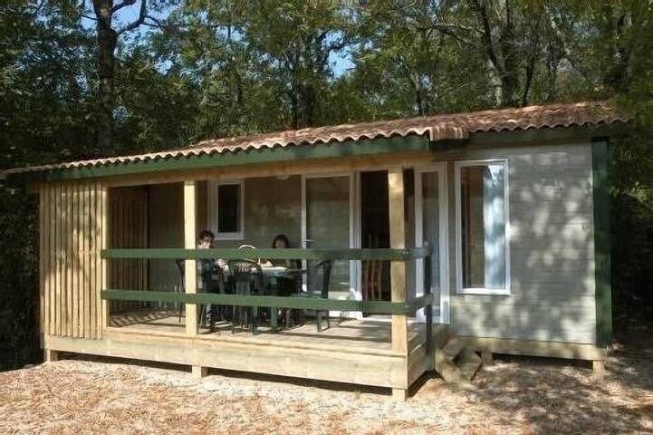 Gîte pour 7 personnes, avec sauna ainsi que terrasse et jardin, animaux acceptés à Chef-Boutonne - 3