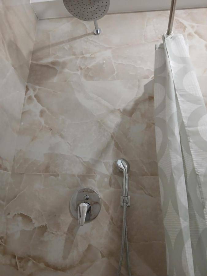 Maison d’hôte pour 2 personnes, avec jardin ainsi que vue et terrasse dans Dhërmi - 4