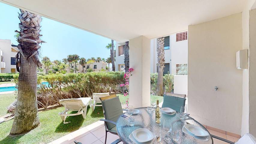 Apartamento para 6 personas, con Terraza además de Jardín y Piscina en Roda Golf
