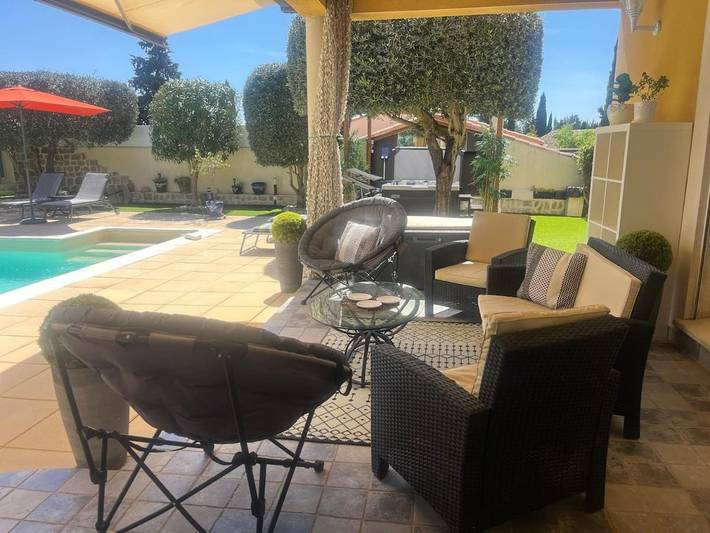 Location de vacances pour 8 personnes, avec jacuzzi et jardin ainsi que piscine et sauna, animaux acceptés à Teyran - 2