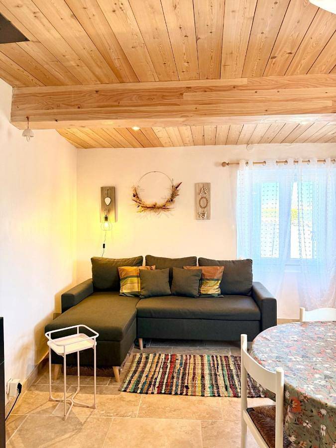 Appartement entier, One-Bedroom Apartment in Ribiers, Région de Gap