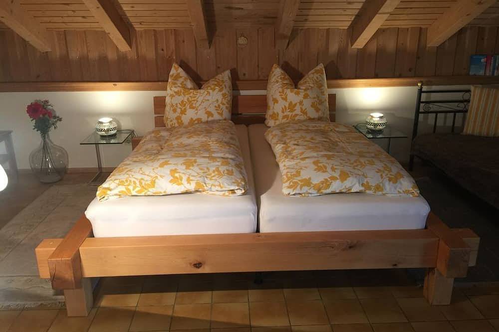 Ganze Wohnung, Ferienwohnung Burgenblick - Appartement Burgenblick mit Balkon in Hopferau, Bayerisch Schwaben