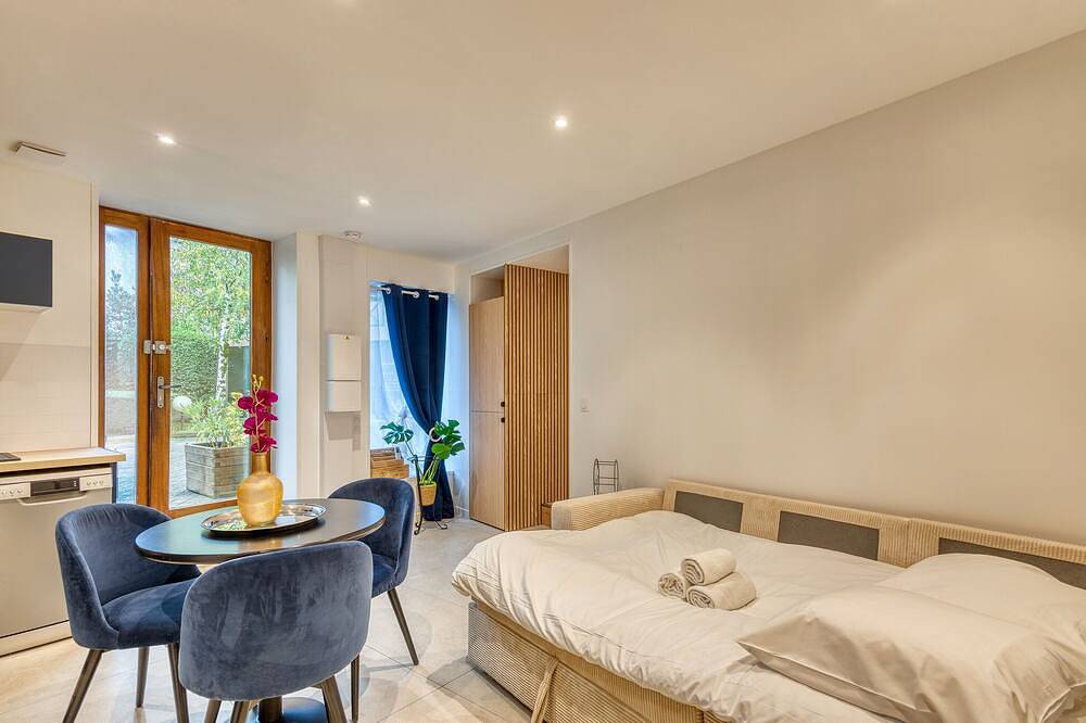 Entire apartment, La Parenthèse - T2 calme et climatisé in Tassin-la-Demi-Lune, Rhône