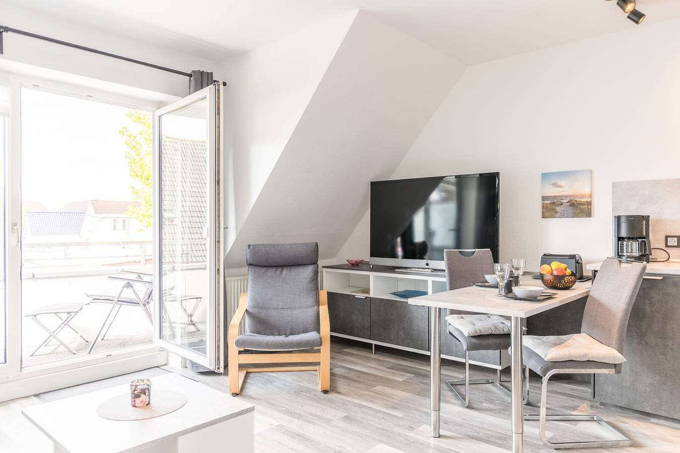 Ganze Wohnung, "Strandglück"! Moderne Ferienwohnung in ruhiger Appartementanlage in Hafen Büsum, Büsum
