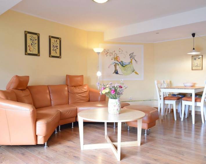 Hütte für 4 Personen, mit Terrasse und Garten sowie Ausblick in Schmallenberg