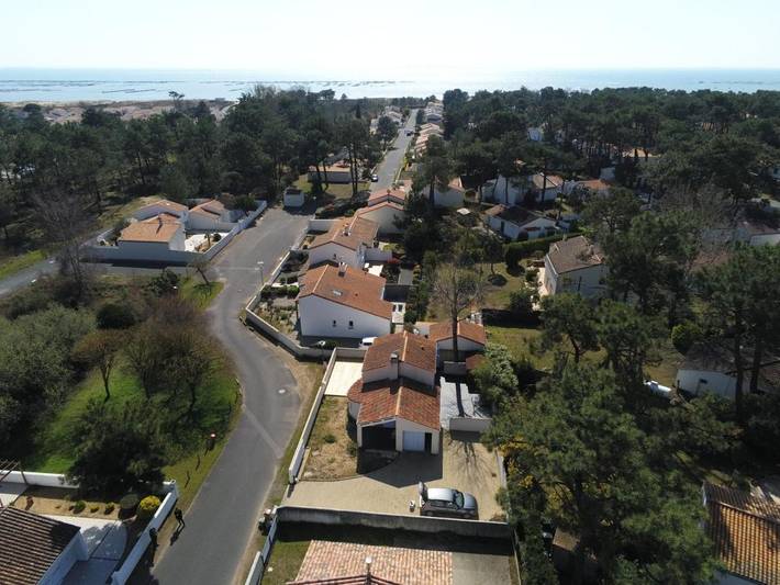 Location de vacances pour 6 personnes, avec jacuzzi et jardin dans Plage Sainte-Anne - 2