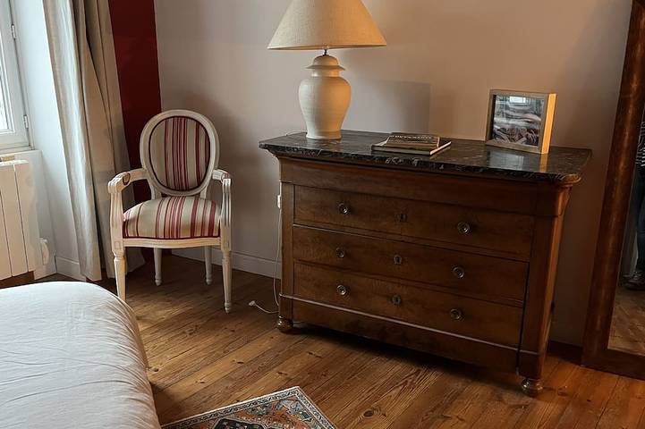 Location de vacances pour 10 personnes, avec terrasse et jardin à La Ville-ès-Nonais - 3