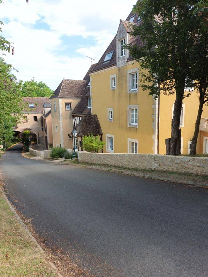 Les Belleme Golf - Self-catering Apartments in Saint-Martin-du-Vieux-Bellême, Parc naturel régional du Perche