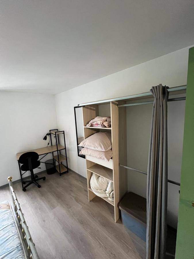 Gîte pour 3 personnes dans Lac de Naussac - 2