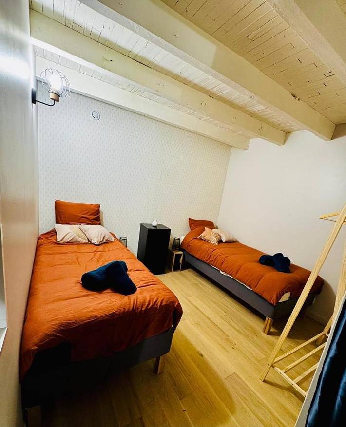 Location de vacances pour 12 personnes, avec piscine ainsi que jacuzzi et jardin à Saint-Sauvant (Vienne) - 4