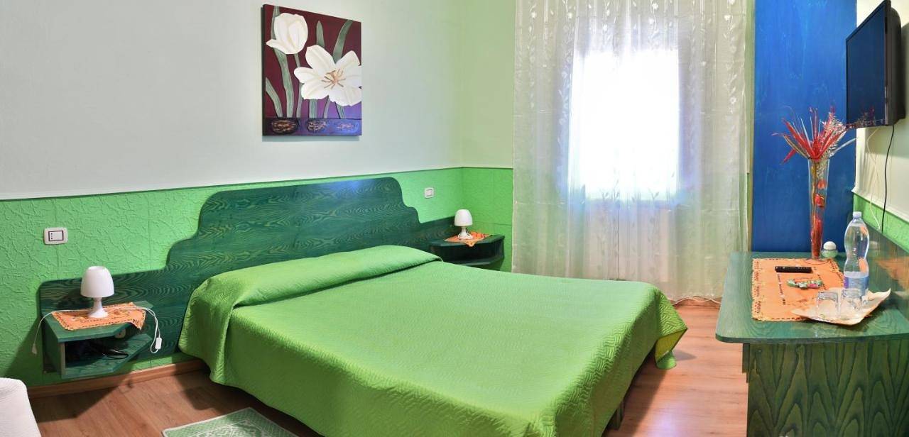 Double Room with Private Bathroom in Mandas, Province de Cagliari