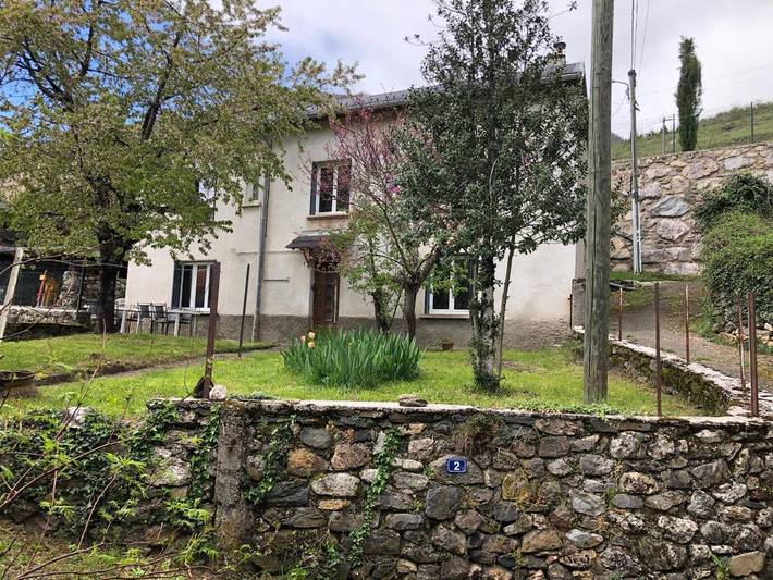 Location de vacances pour 8 personnes, avec vue et jardin à Caussou - 2