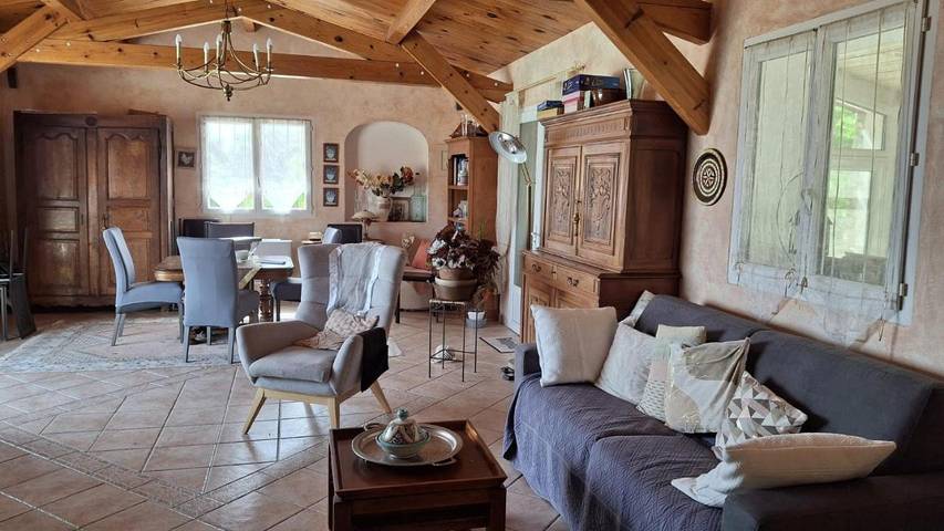 Chambre d’hôte pour 2 personnes, avec Terrasse ainsi que Jardin et Vue à Sotta - 2