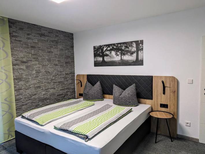 Ferienhaus für 2 Personen, mit Terrasse und Garten sowie Ausblick in Mosbach