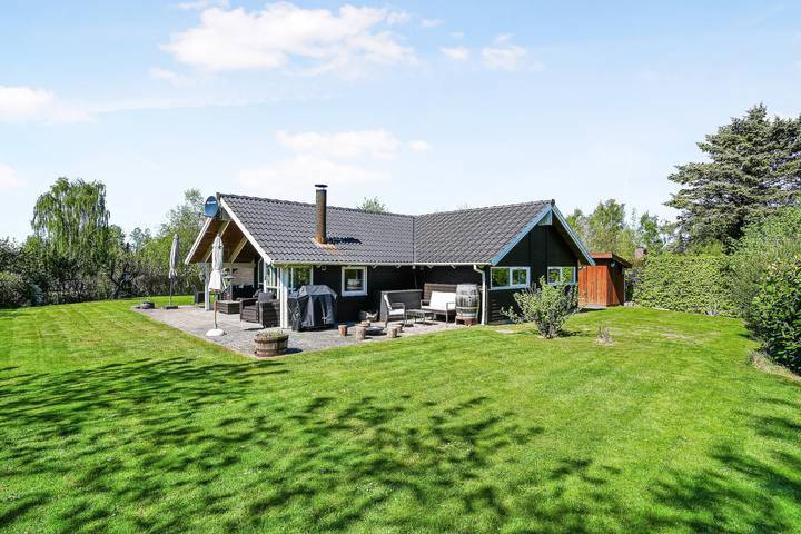 Ferienhaus für 8 Personen, mit Terrasse und Garten - 1