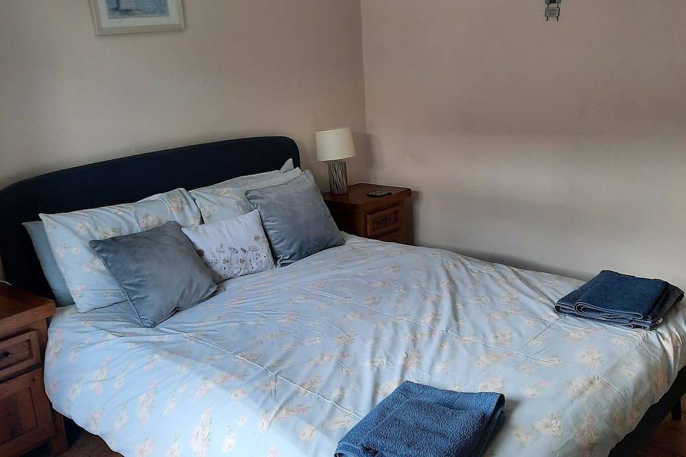 Amber Cottage 3 Bed , In Snettisham, North Norfolk  dogs welcome in Snettisham, Norfolk Coast