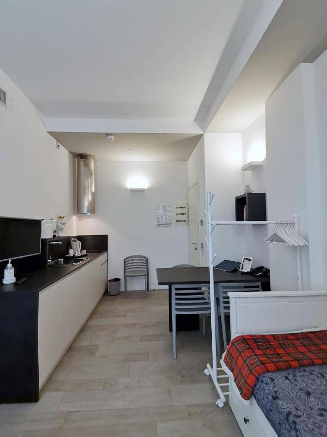 Hôtel pour 2 personnes, avec vue ainsi que piscine et terrasse, animaux acceptés à Rimini - 4