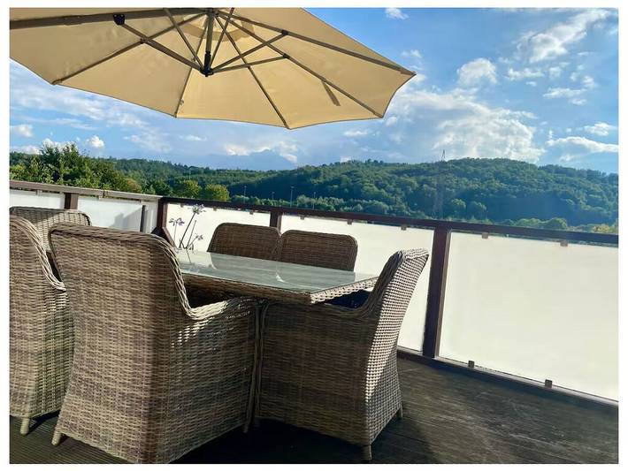 Ferienhaus für 15 Personen, mit Balkon und Terrasse sowie Garten und Ausblick in Wartburg - 3
