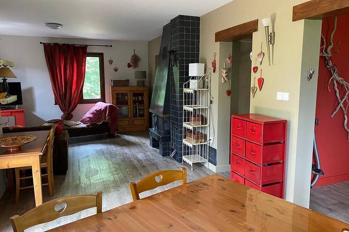 Maison de vacances pour 4 personnes, avec terrasse et jardin, animaux acceptés