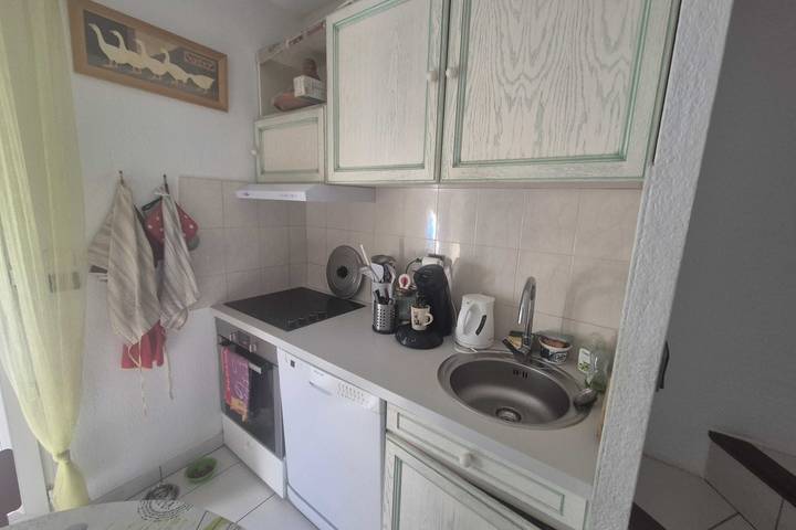 Gîte pour 4 personnes, avec piscine et balcon, adapté aux familles à Cogolin - 4