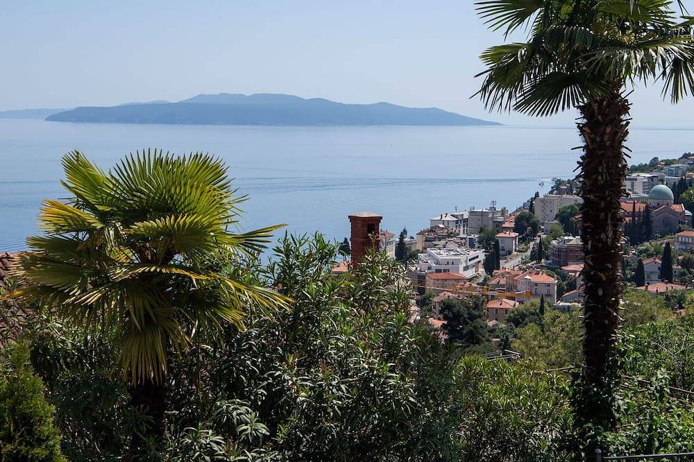 Entire apartment, Apartment Carmen Opatija - Opatija in Opatija Riviera