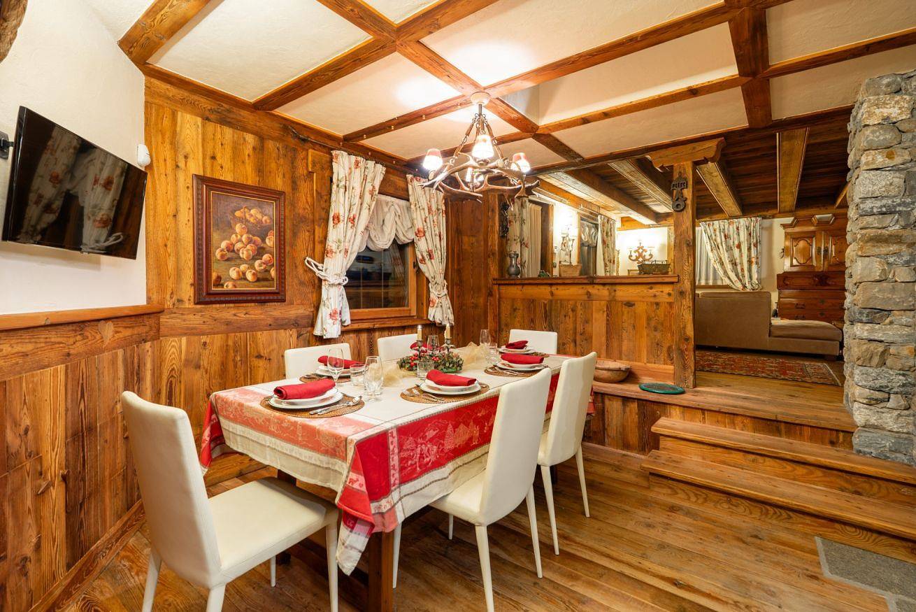 Apartamento entero, 0750 - Chalet Lumiere - Where luxury is the calm of nature and time for yourself in Courmayeur, Alpes del Valais
