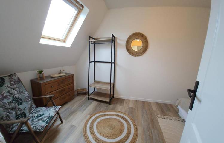 Location de vacances pour 2 personnes, avec piscine et terrasse à Jugon-les-Lacs - 3