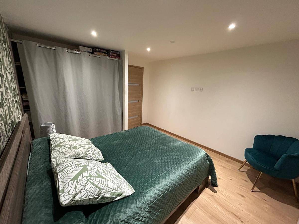 Appartement entier, Logement chez l'habitant in Morangis, Essonne